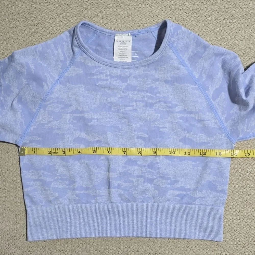 AYBL Empower Blue Camo Seamless Long Sleeve Crop Top - Size Large - Picture 8 of 13